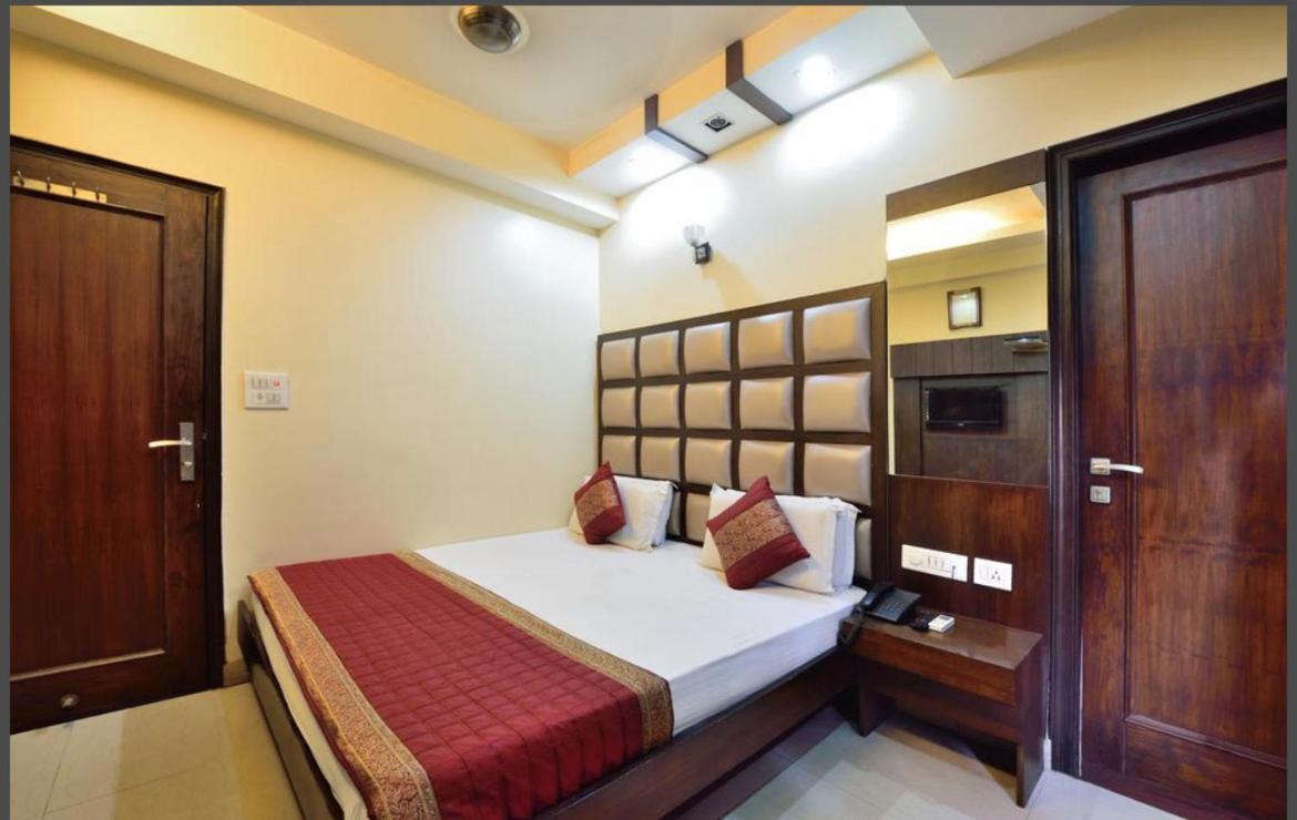 Hotel Gaylord International - New Delhi Exterior photo