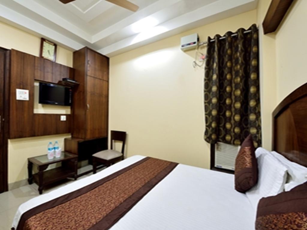 Hotel Gaylord International - New Delhi Exterior photo