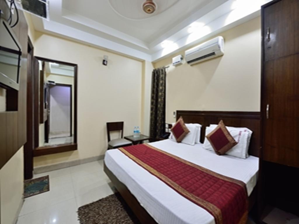 Hotel Gaylord International - New Delhi Exterior photo
